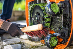 Robotmaaier reinigen